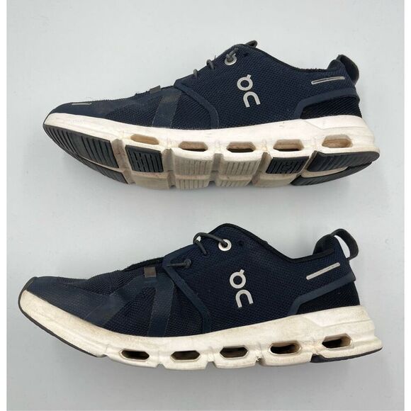 ON Cloud Sneakers Boys Youth Size US 5.5 Navy/Midnight EU 38 Swiss Engineering - Picture 12 of 13